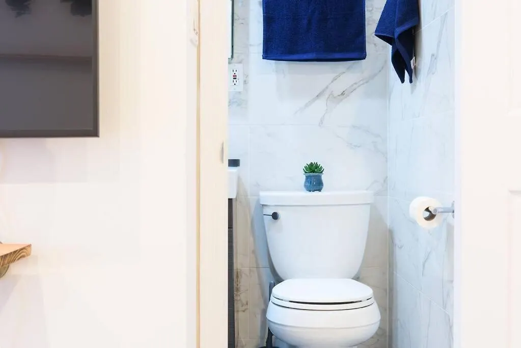 69-4A Quality New Prime Lower East 1Br Apt 뉴욕 아파트